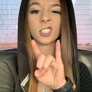 Meet your Posher, Nicole